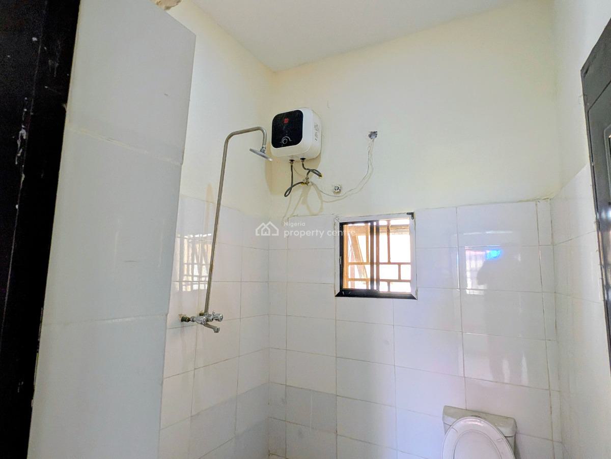 Renovated 2bed Room Flat Ground Floor in Asokoro District Abuja, Asokoro, Asokoro District, Abuja, Flat / Apartment for Rent