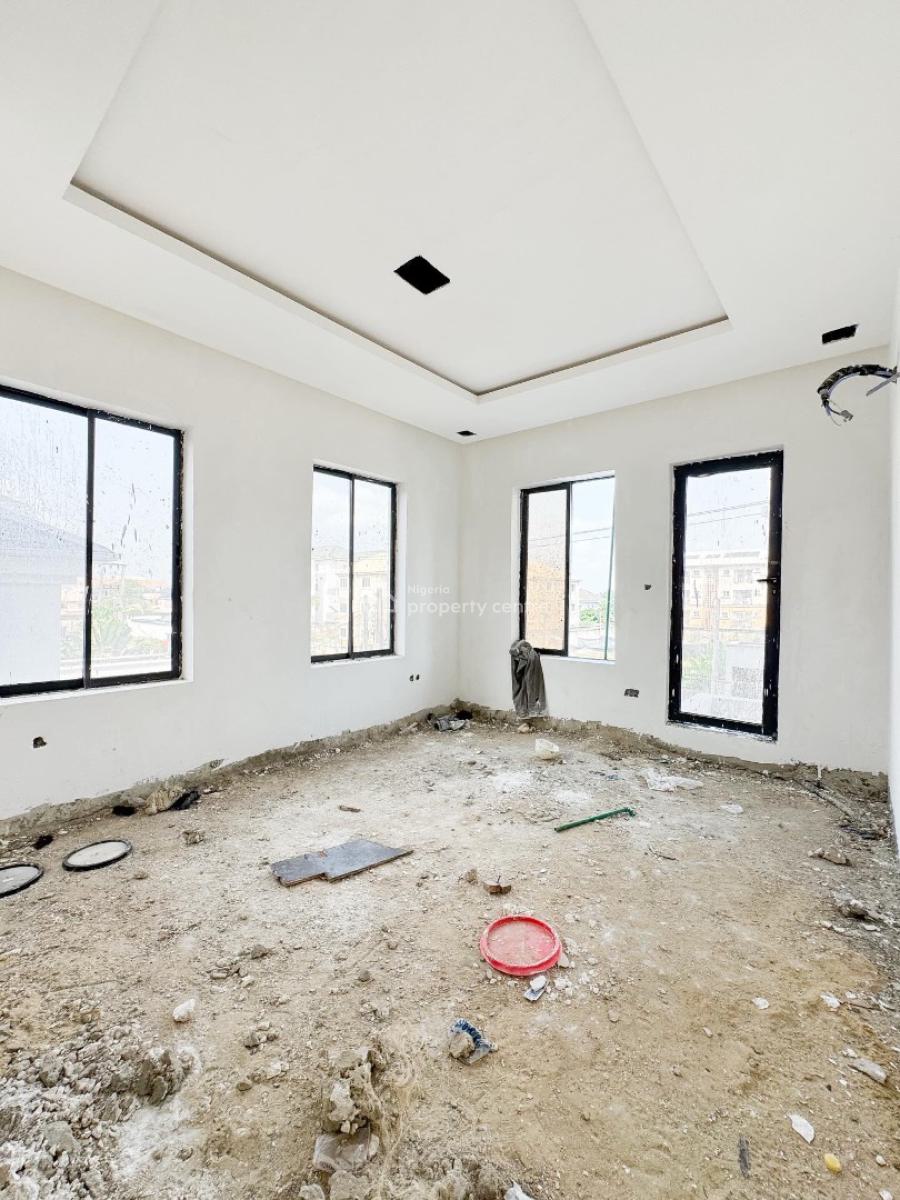 Lovely 3 Bedroom Apartment with Bq, Lekki, Lekki, Lagos, Block of Flats for Sale