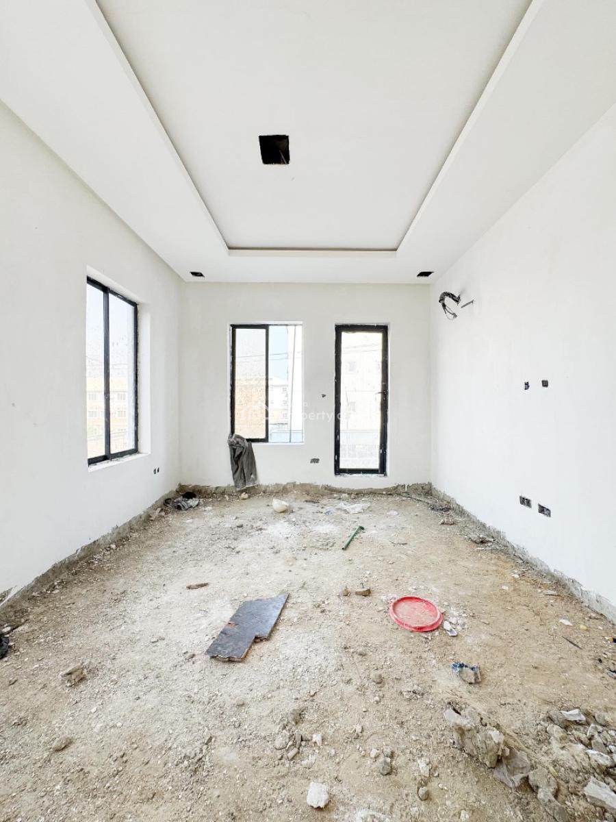 Lovely 3 Bedroom Apartment with Bq, Lekki, Lekki, Lagos, Block of Flats for Sale