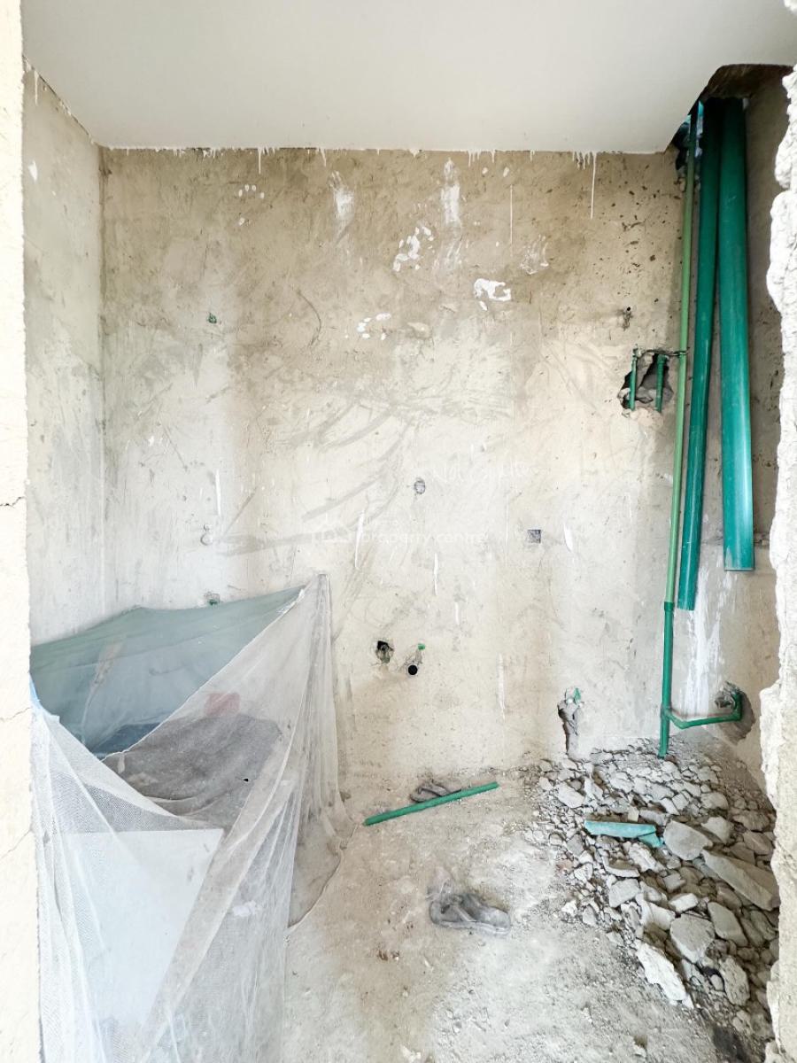 Lovely 3 Bedroom Apartment with Bq, Lekki, Lekki, Lagos, Block of Flats for Sale