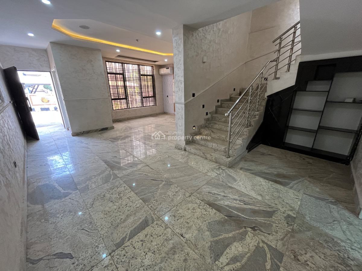 4 Bedroom Terrace Duplex + Bq, Guzape District, Abuja, Terraced Duplex for Sale