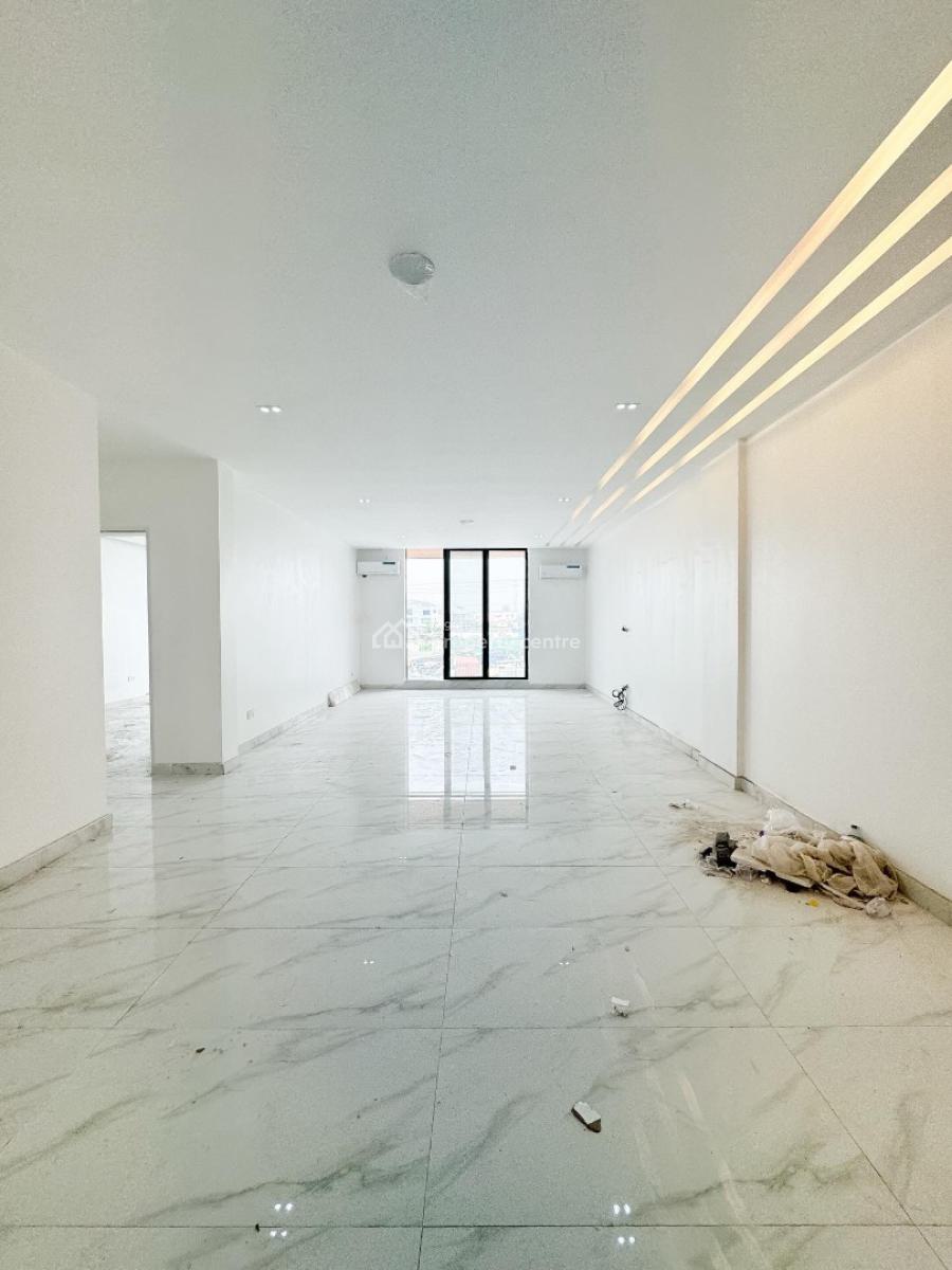 Lovely 2 Bedroom Apartment with Bq, Lekki Phase 1, Lekki Phase 1, Lekki, Lagos, Block of Flats for Sale