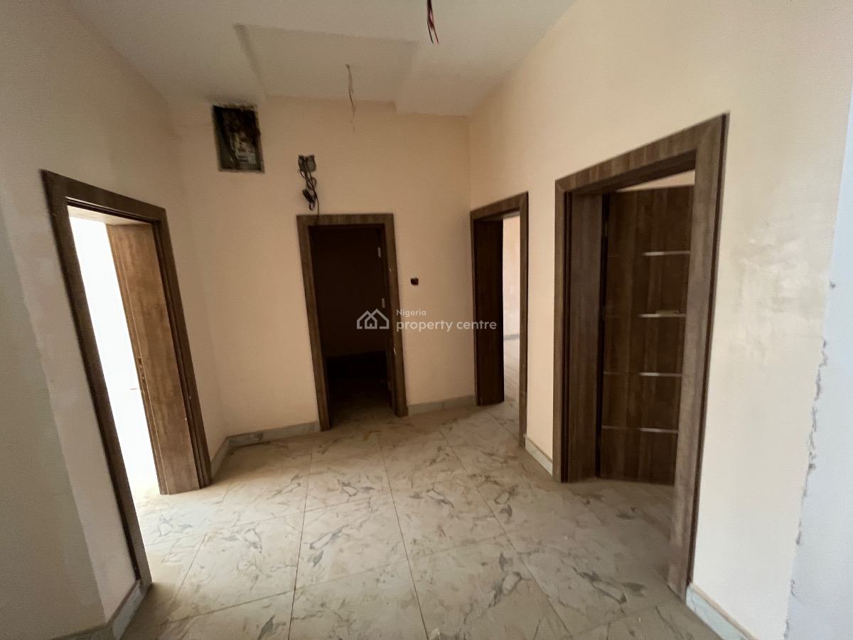 5 Bedroom Terrace Duplex + Bq, Guzape District, Abuja, Terraced Duplex for Sale