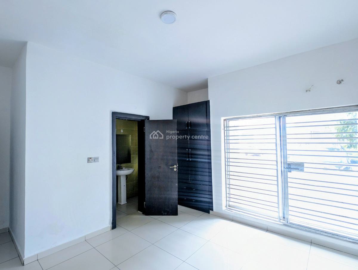 Exquisitely Finished 3 Bedroom Block of Flat First Floor, Lokogoma District, Lokogoma District, Abuja, Flat / Apartment for Sale