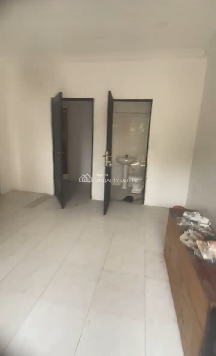 Upstairs 2: Bedroom Apartment {video}, Thomas Estate, Ajah, Lagos, Flat / Apartment for Rent