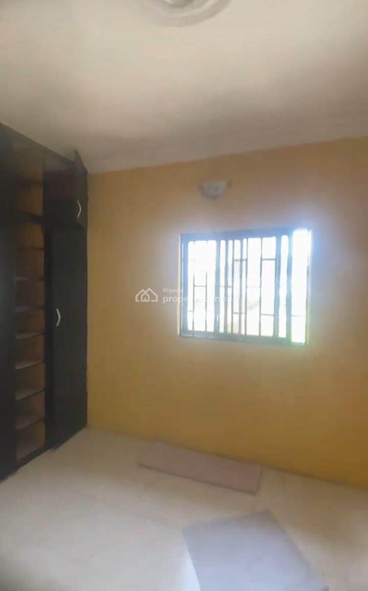 Upstairs 2: Bedroom Apartment {video}, Thomas Estate, Ajah, Lagos, Flat / Apartment for Rent