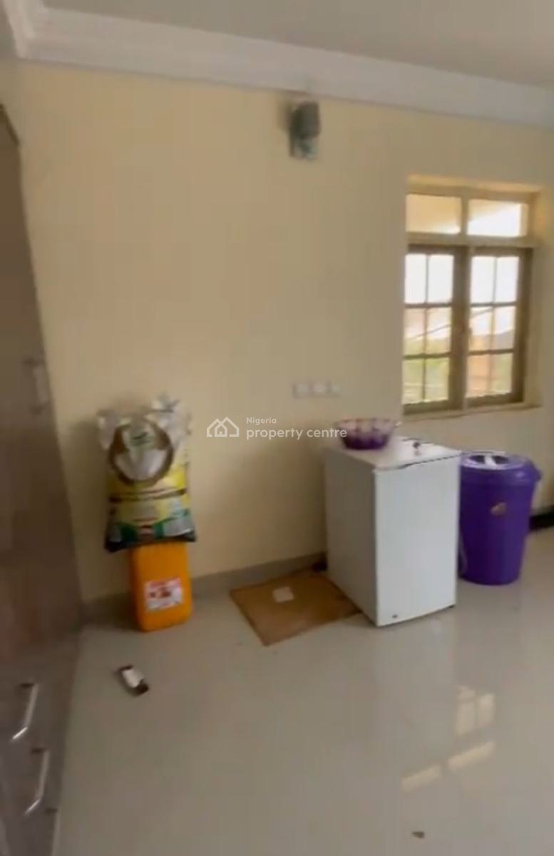 Standard 3 Bedroom Apartment, Apo Legislative Quarters, Zone E, Apo, Abuja, Flat / Apartment for Rent