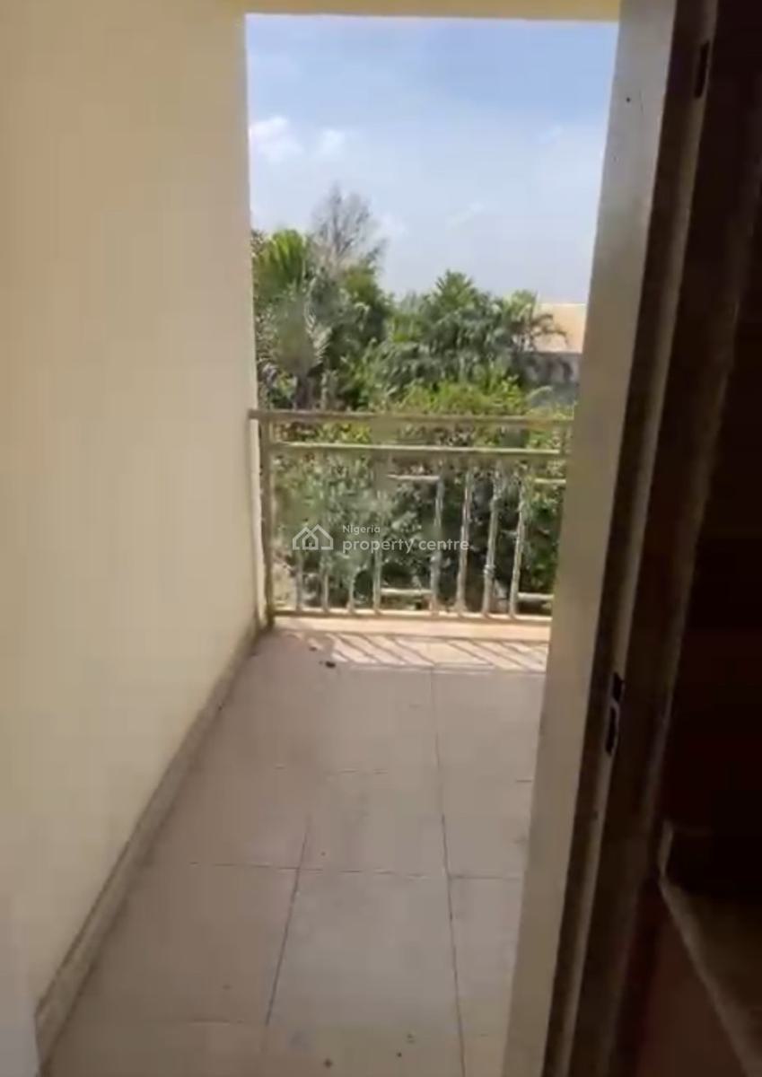 Standard 3 Bedroom Apartment, Apo Legislative Quarters, Zone E, Apo, Abuja, Flat / Apartment for Rent