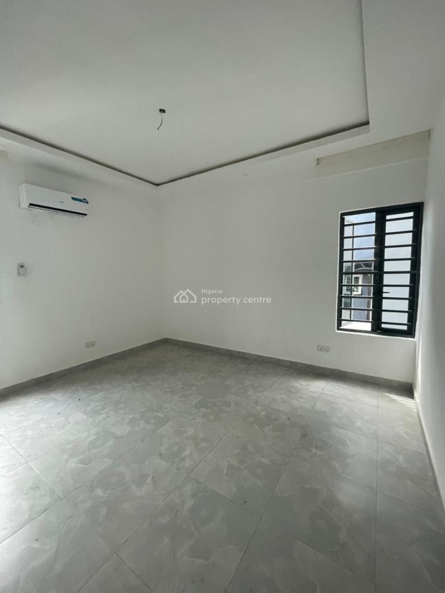 3 Bedroom Apartment with Gym and Elevator, Right Hand Side, Lekki, Lagos, Flat / Apartment for Rent