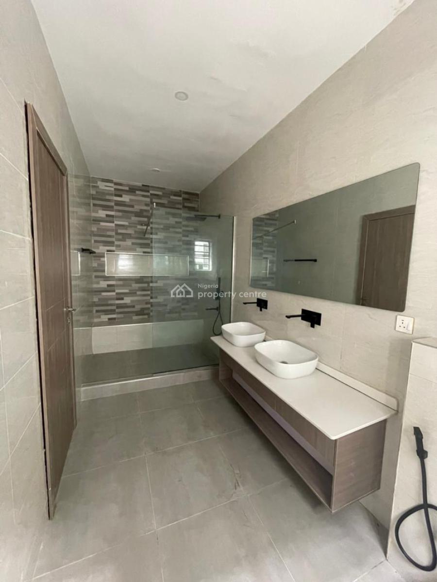 3 Bedroom Apartment with Gym and Elevator, Right Hand Side, Lekki, Lagos, Flat / Apartment for Rent