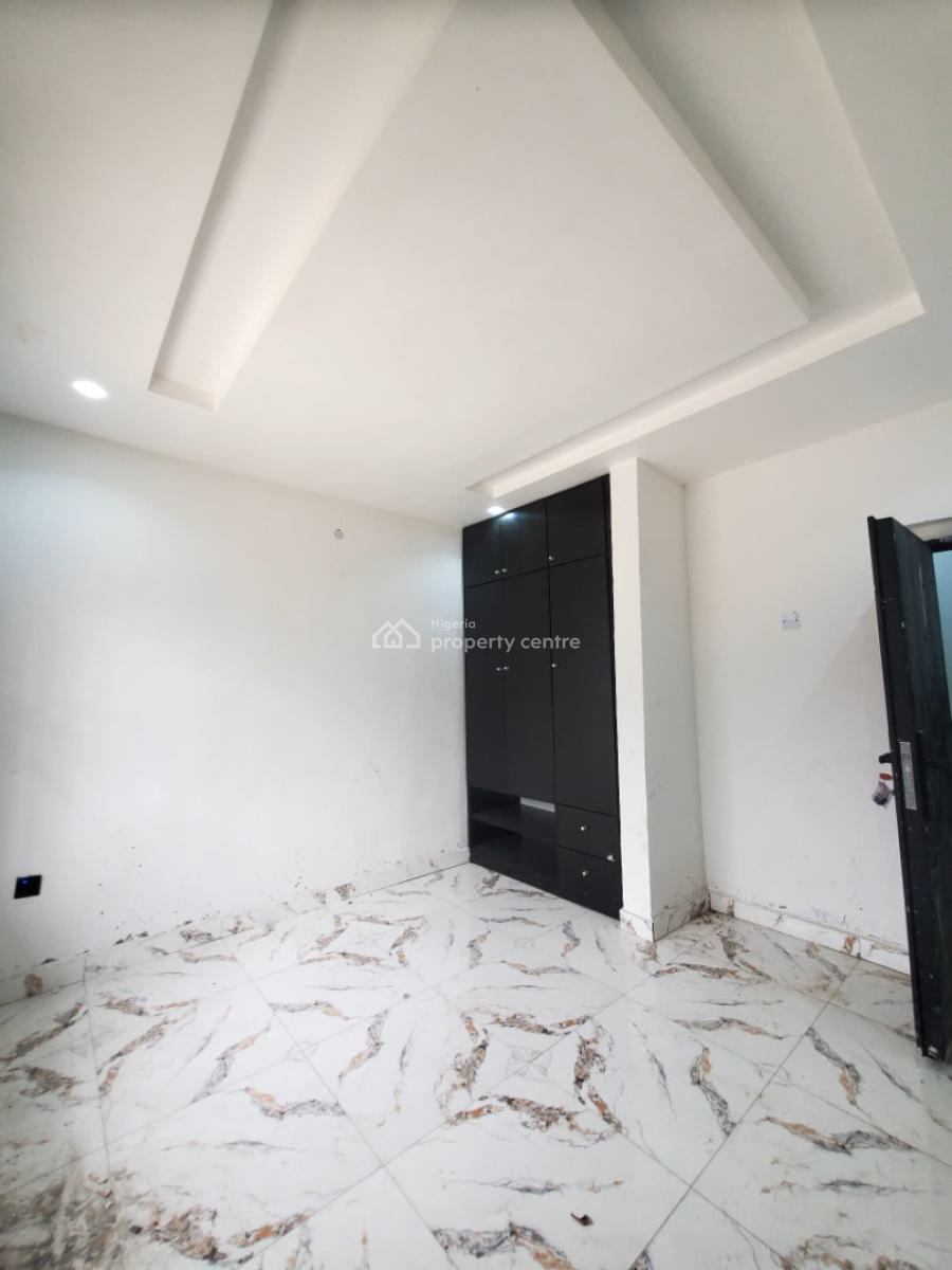 Modern 3 Bedroom Flat Only 2 in The Compound, Wilson Avenue, Woji, Port Harcourt, Rivers, Flat / Apartment for Rent