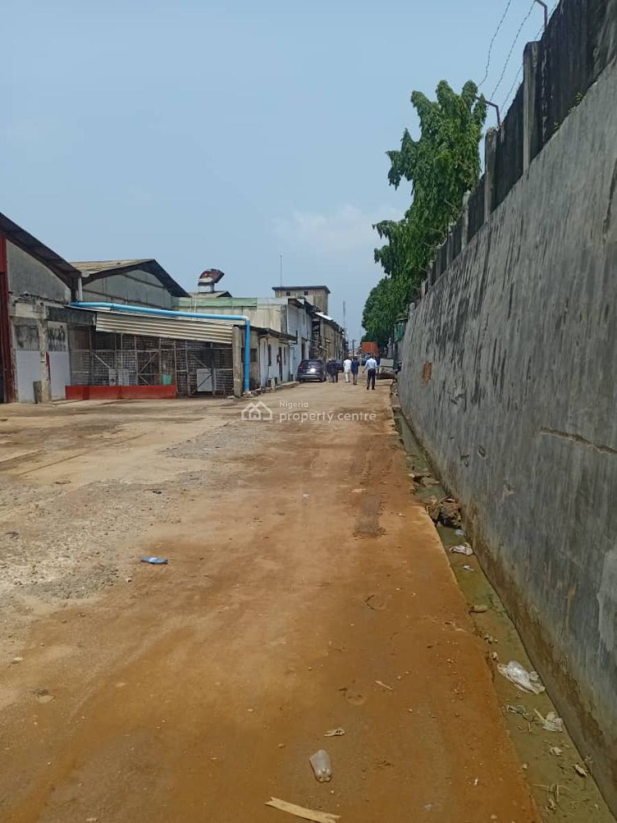 Industrial Warehouse, Apapa–oshodi Expressway, Oshodi, Lagos, Warehouse for Sale