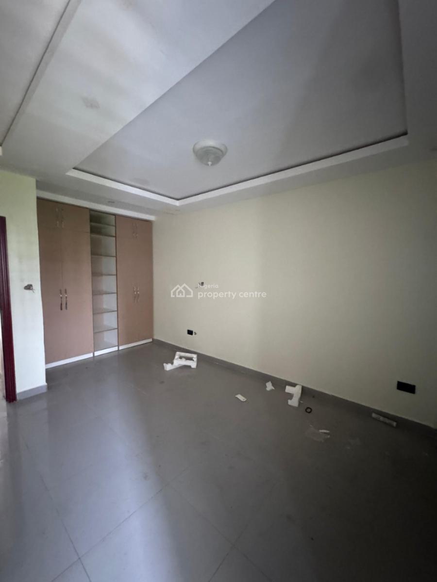 Decently Sized 2 Bedroom Apartment  with Swimming Pool, Ikate, Lekki, Lagos, Block of Flats for Sale