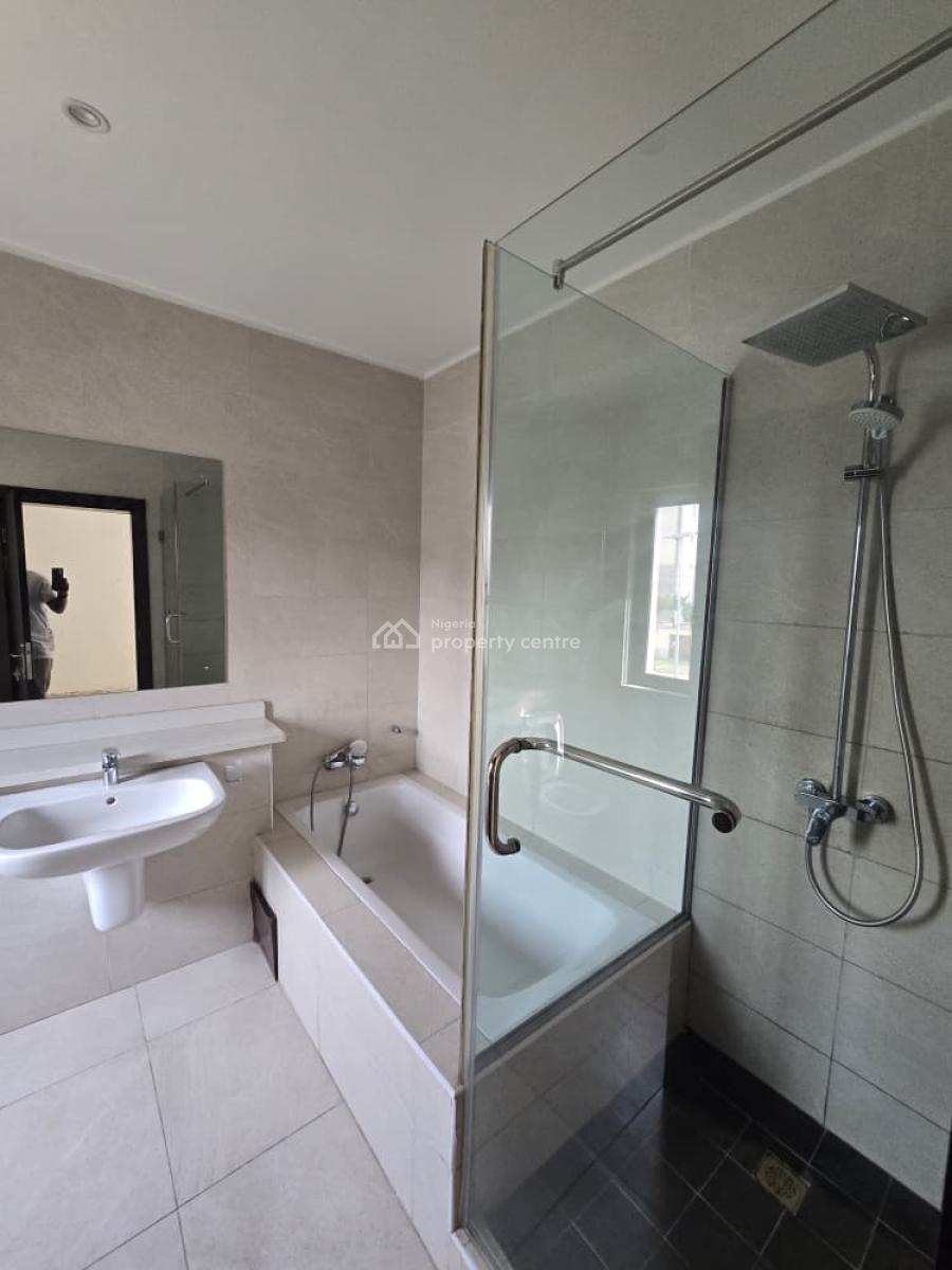 Spacious 3 Bedroom with Bq, Swimming Pool and Gym, Ikoyi, Lagos, Flat / Apartment for Rent