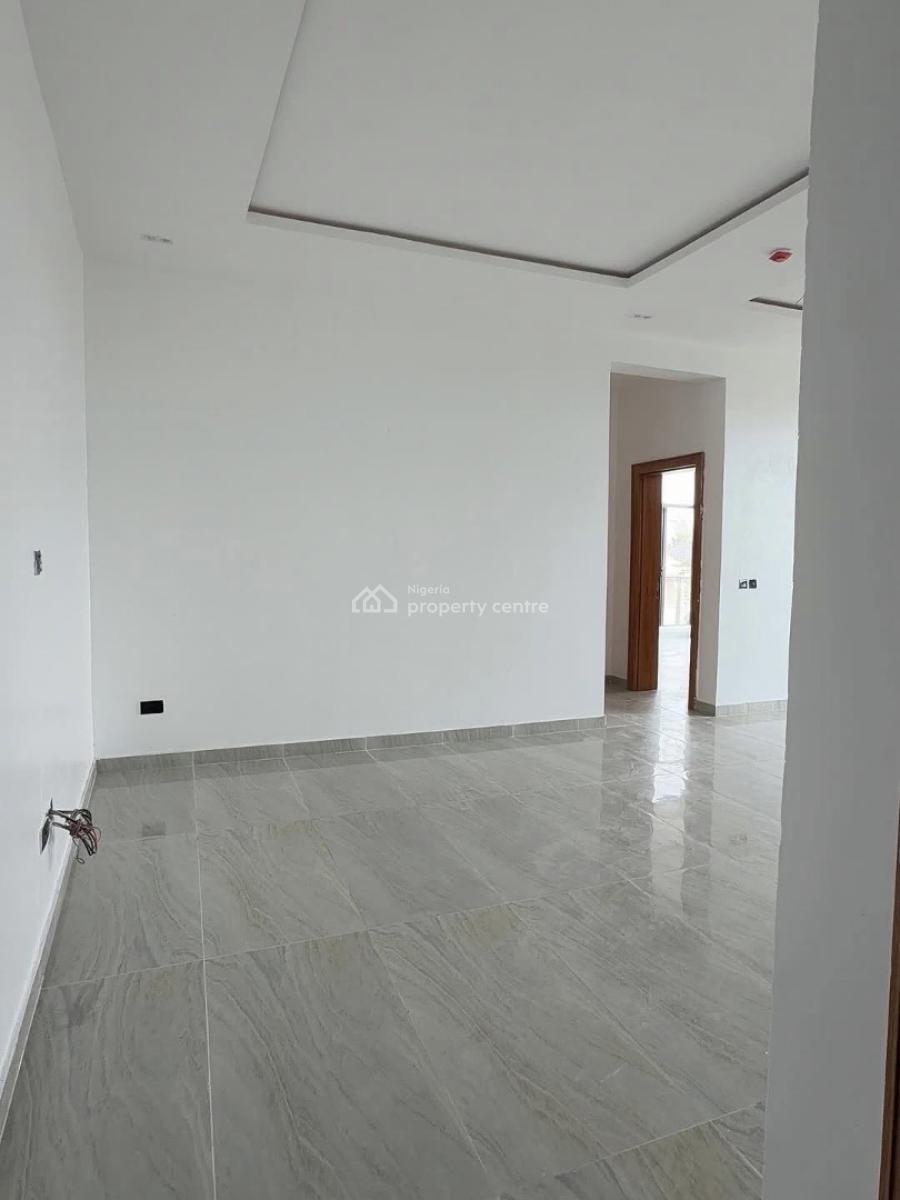 Beautiful  2 Bedroom Apartment, African Lane, Lekki Phase 1, Lekki, Lagos, Flat / Apartment for Rent