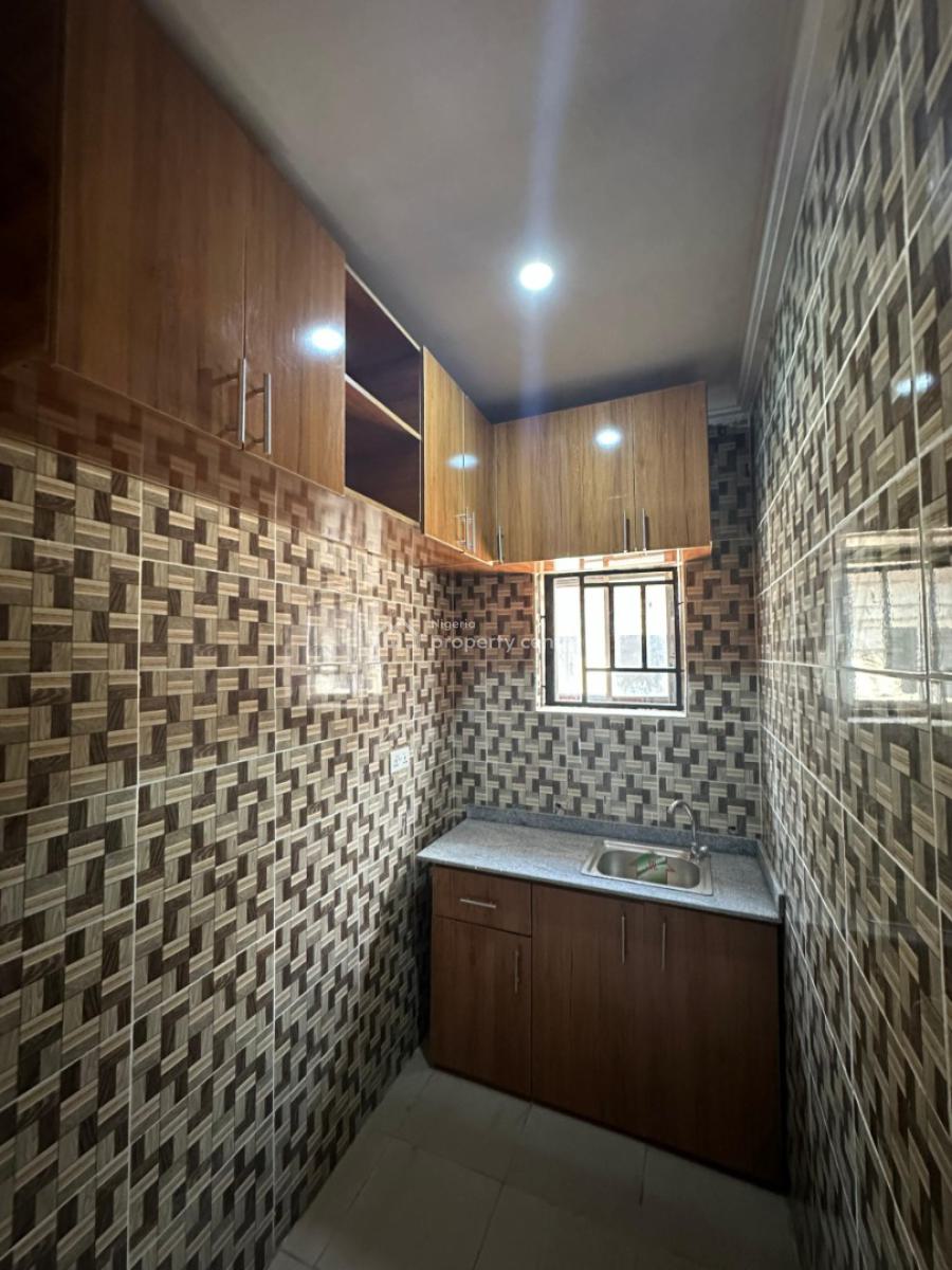 1 Bedroom Apartment, Gwarimpa Extension, Gwarinpa, Abuja, Mini Flat (room and Parlour) for Rent