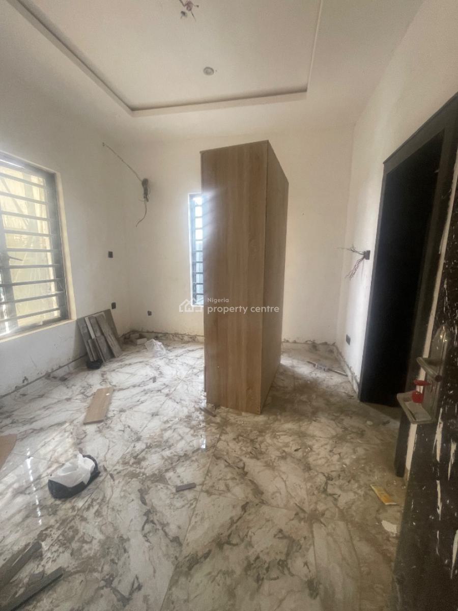 2 Bedroom Apartment, Off Yetunde Brown, Gbagada, Lagos, Flat / Apartment for Rent