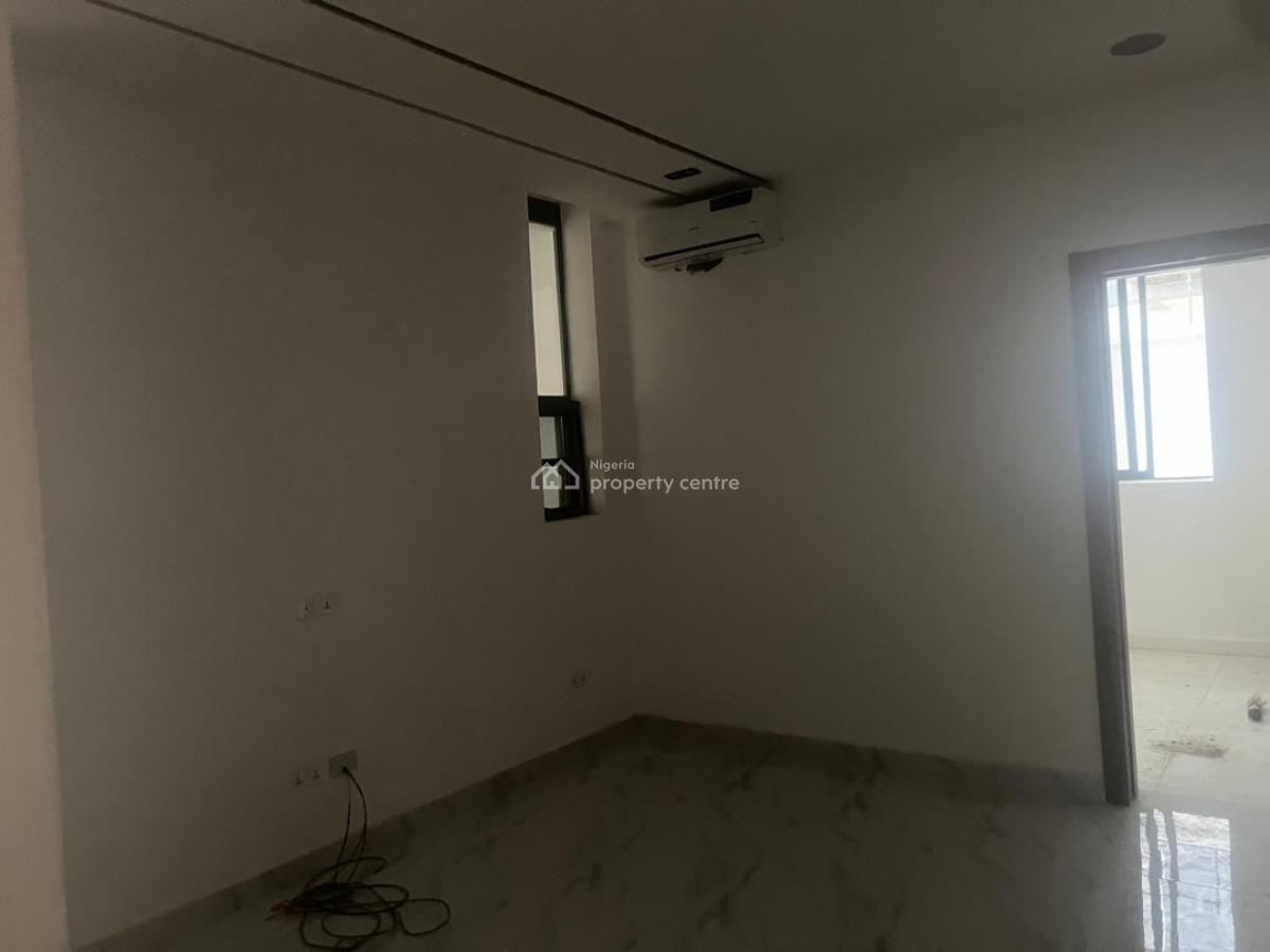 Newly Built 1 Bedroom Apartment with Swimming Pool, Elevator & Gym., Lekki Phase 1, Lekki, Lagos, Flat / Apartment for Sale