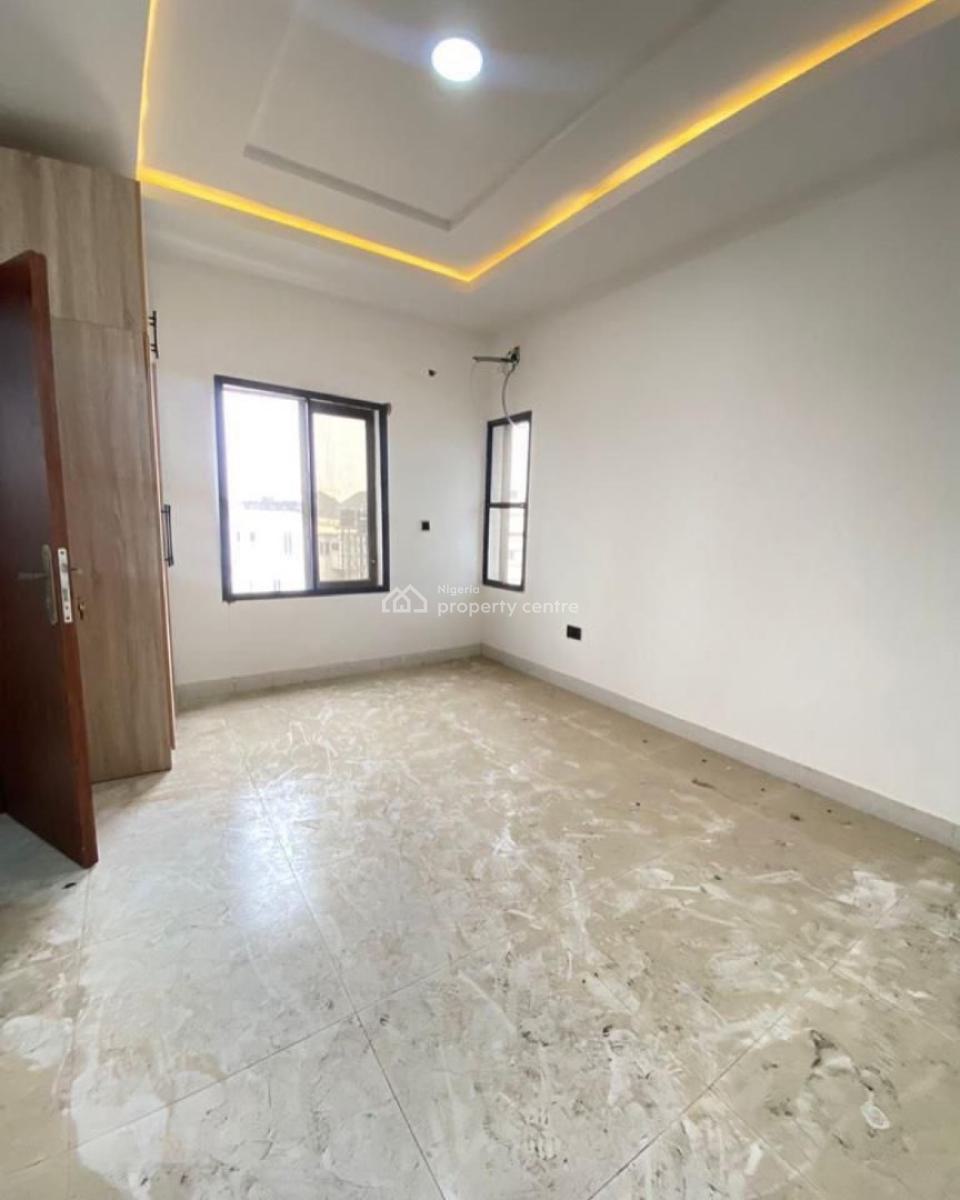 2 Bedroom Apartment, Ologolo, Lekki, Lagos, Flat / Apartment for Sale
