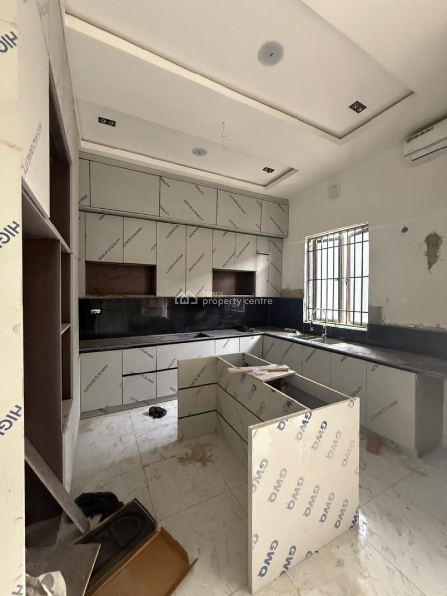 Newly Built 4 Bedroom Terrace Duplex with 2 Living Rooms & a Bq, Guzape District, Abuja, Terraced Duplex for Sale