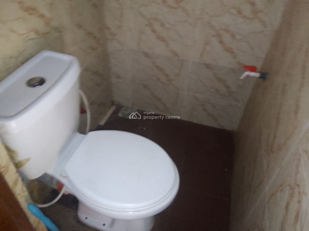 Luxury Self Contain with Excellent Features, Ogombo, Ajah, Lagos, Self Contain (single Rooms) for Rent