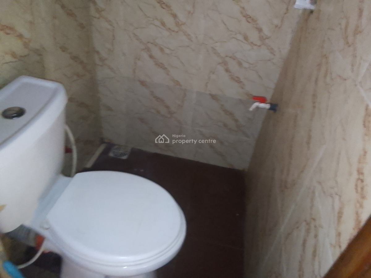 Luxury Self Contain with Excellent Features, Ogombo, Ajah, Lagos, Self Contain (single Rooms) for Rent