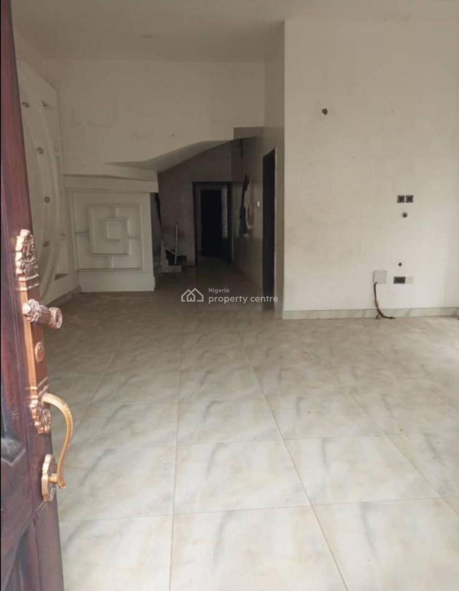 Well Maintained 4bedroom Semi Detached Duplex with Bq, Osapa, Lekki, Lagos, Detached Duplex for Sale