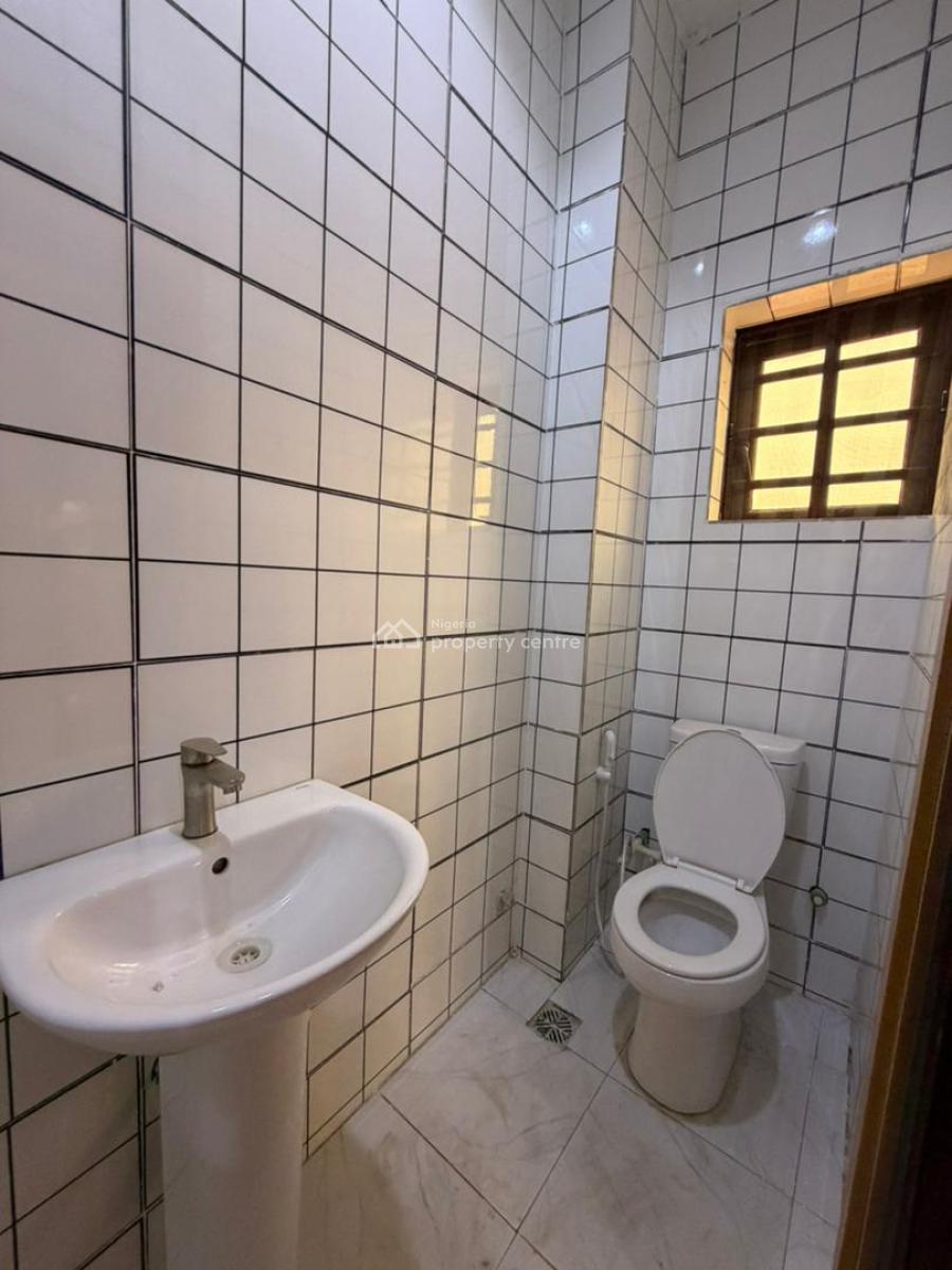 Exquisitely Built 2 Bedroom Apartment in a Strategic Location, Alimosho, Lagos, Flat / Apartment for Sale