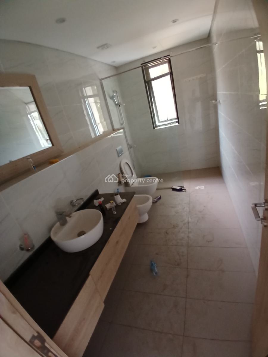 Well Renovated 5 Bedroom Detached Duplex with 1 Room Bq, By National Assembly Quarters, Apo, Abuja, Detached Duplex for Rent