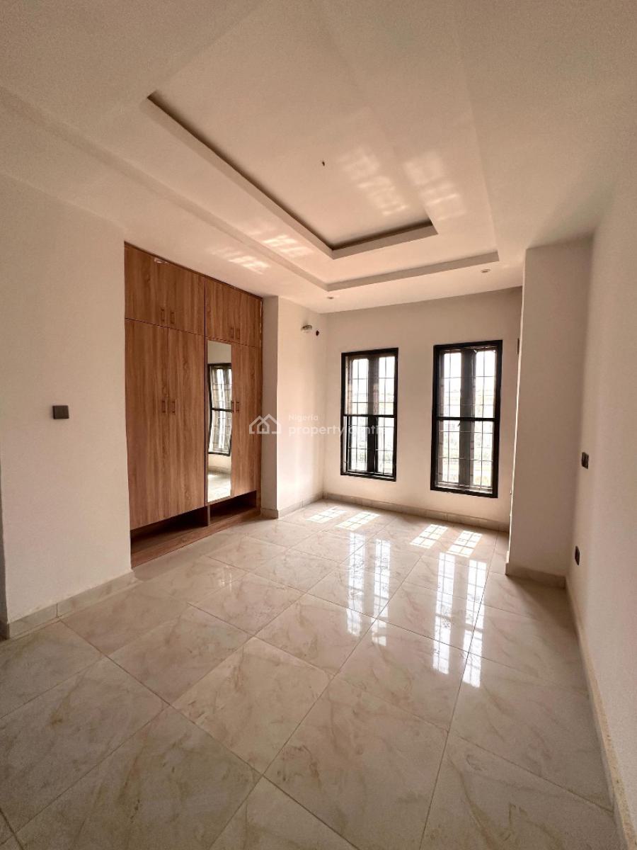 Newly Built 4 Bedroom Terrace + Bq, Guzape District, Abuja, Terraced Duplex for Sale