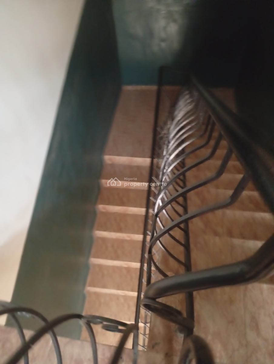 Executive 3 Bedroom Flat, Adams Block Estate,alagbole, Ojodu Berger, Ojodu, Lagos, Flat / Apartment for Rent