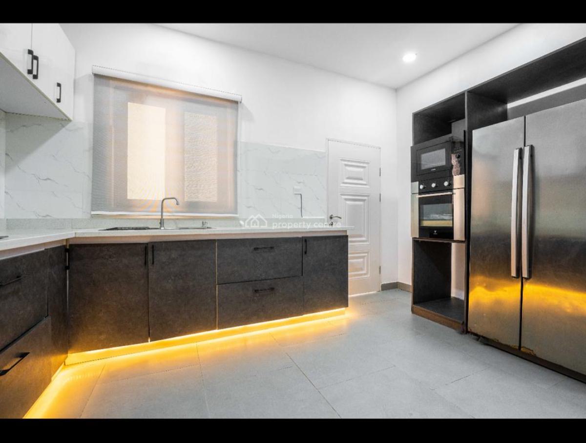 Luxury 1 Bedroom Apartment, What Happen Here Stays Here, Lekki Phase 1, Lekki, Lagos, Mini Flat (room and Parlour) Short Let