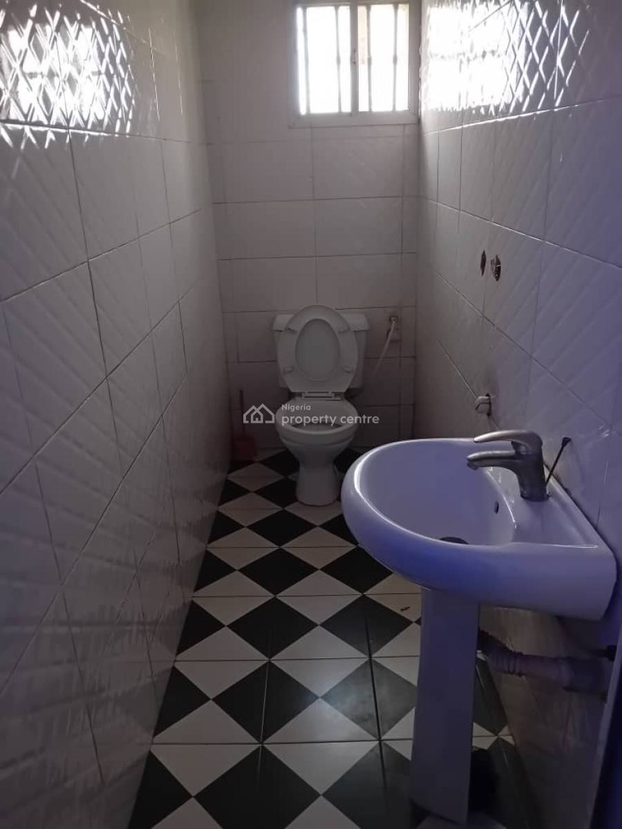 Stylish Studio for The Modern Traveler, Adesola Avenue, Ado, Ajah, Lagos, Self Contain (single Rooms) Short Let