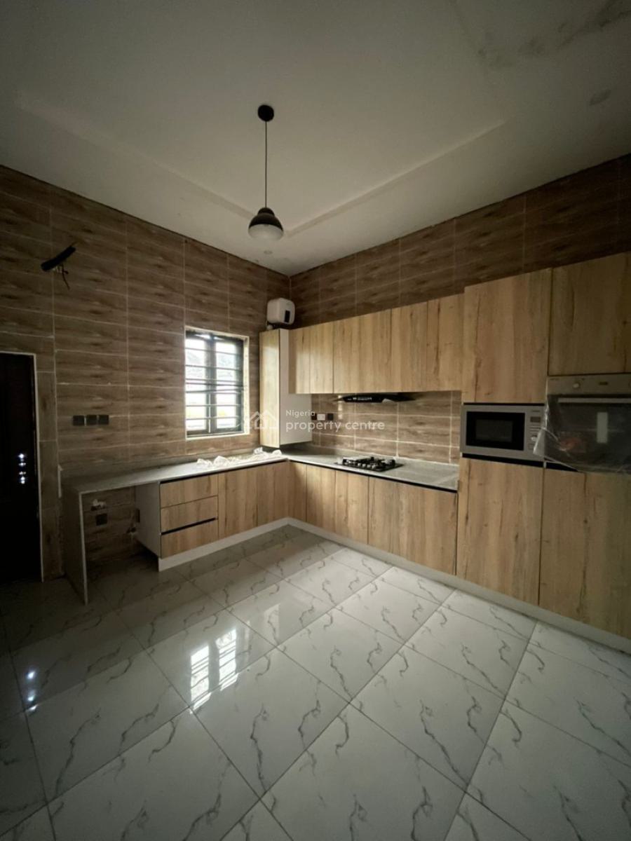 4 Bedroom Semi-detached Duplex with Bq, Lekki, Lagos, Semi-detached Duplex for Sale