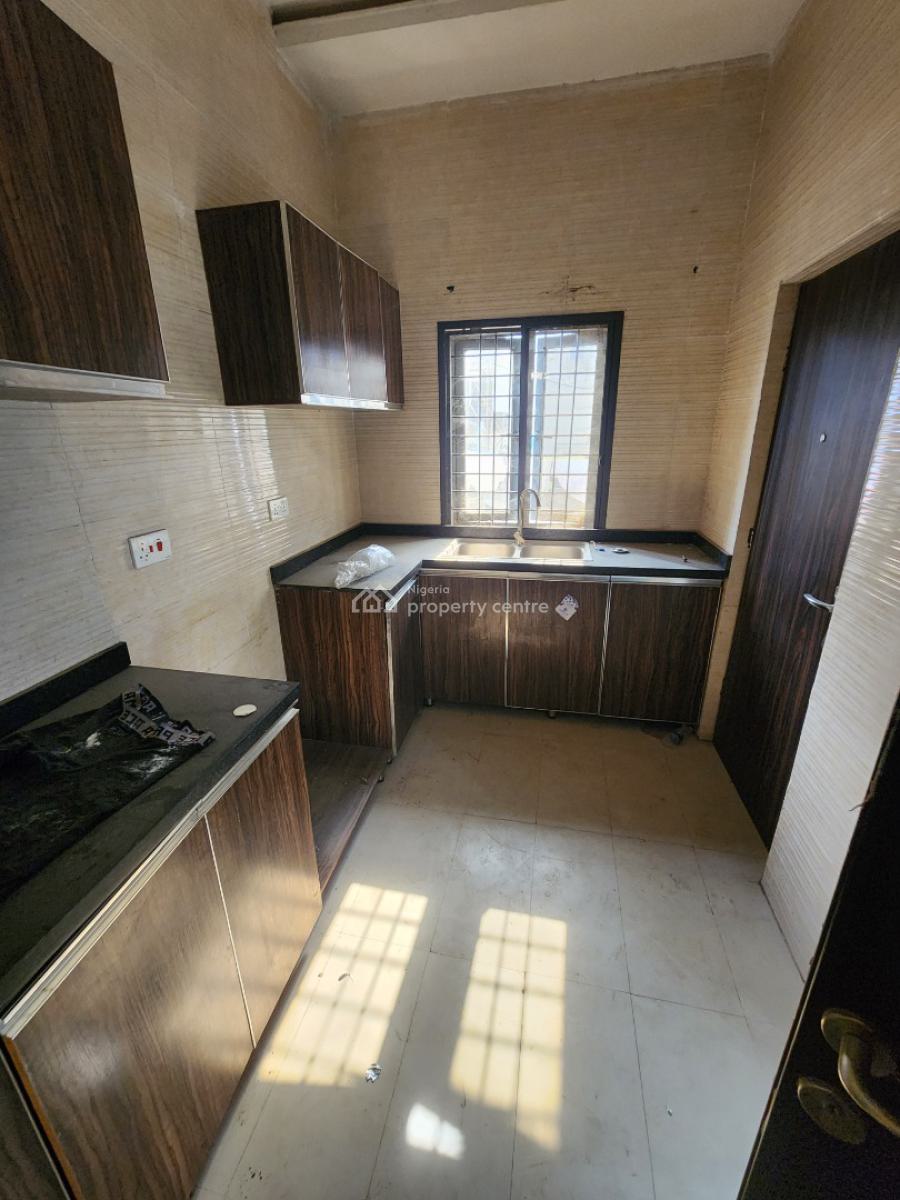 Luxury Two Bedroom Block of Flat, News Engineering, Dawaki, Gwarinpa, Abuja, Flat / Apartment for Rent