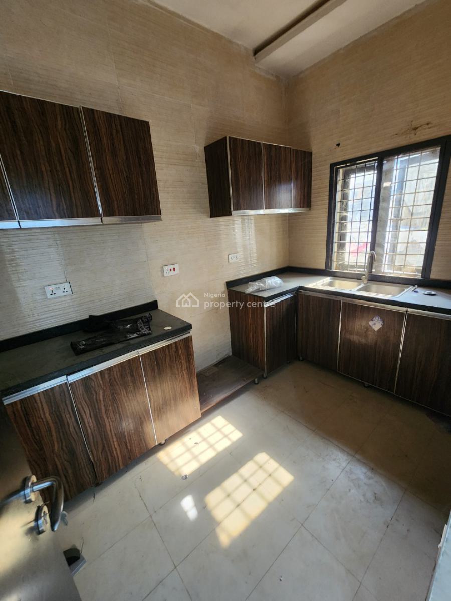 Luxury Two Bedroom Block of Flat, News Engineering, Dawaki, Gwarinpa, Abuja, Flat / Apartment for Rent