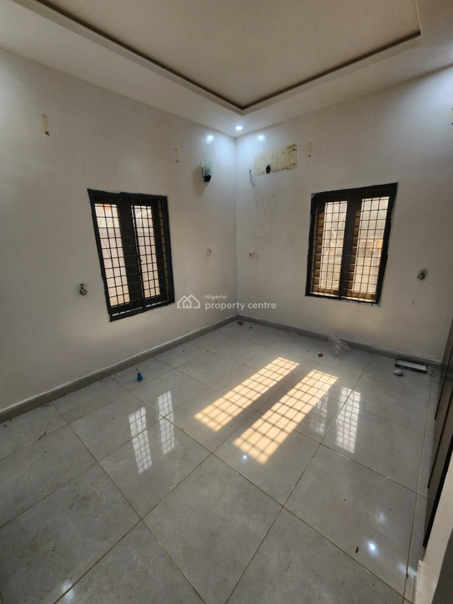 Luxury Two Bedroom Block of Flat, News Engineering, Dawaki, Gwarinpa, Abuja, Flat / Apartment for Rent