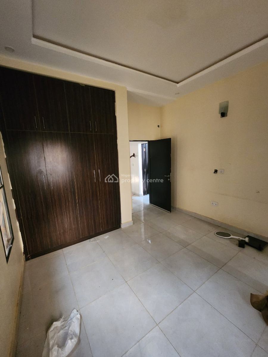 Luxury Two Bedroom Block of Flat, News Engineering, Dawaki, Gwarinpa, Abuja, Flat / Apartment for Rent