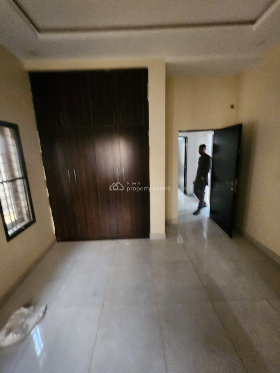 Luxury Two Bedroom Block of Flat, News Engineering, Dawaki, Gwarinpa, Abuja, Flat / Apartment for Rent