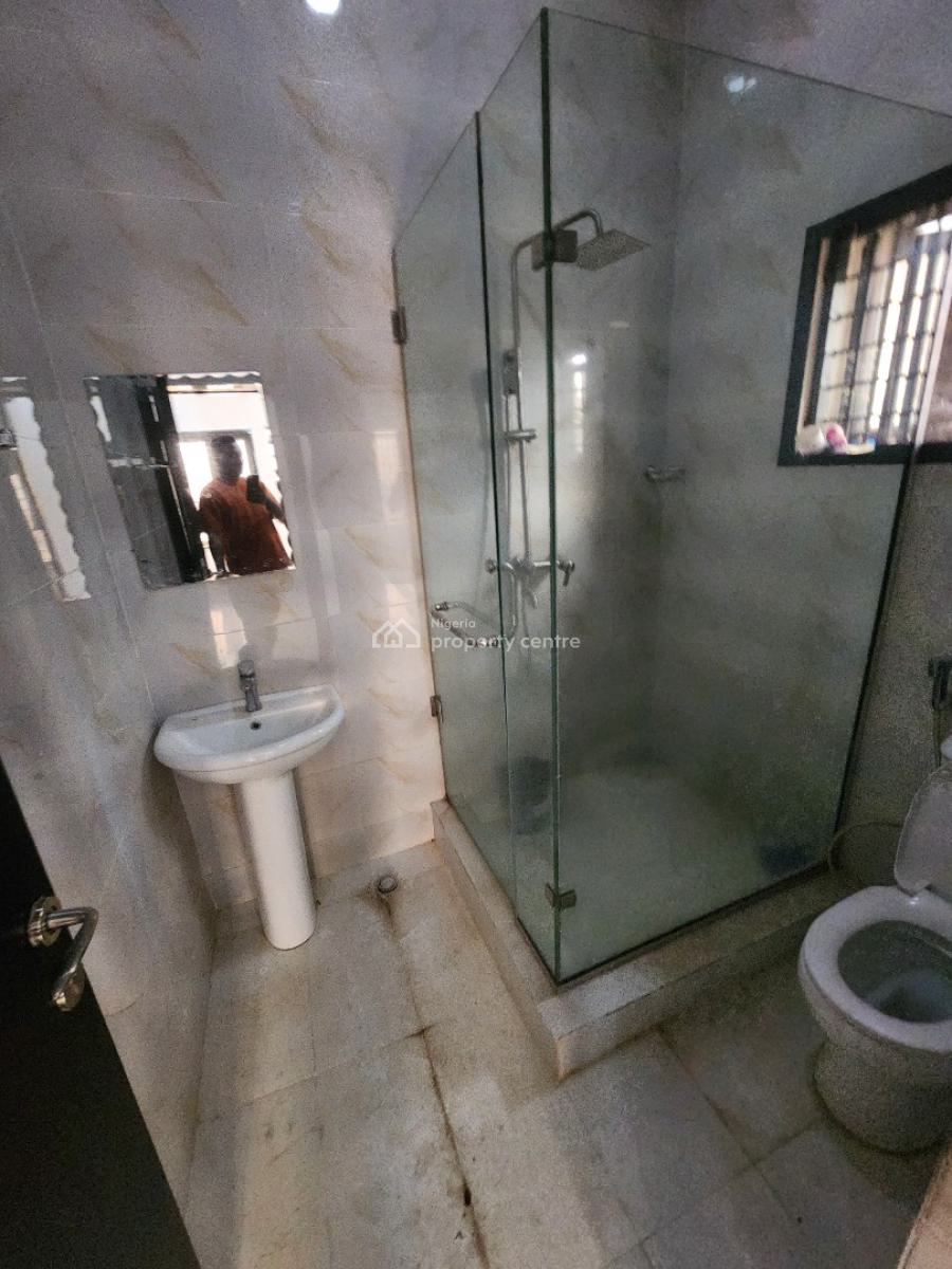 Luxury Two Bedroom Block of Flat, News Engineering, Dawaki, Gwarinpa, Abuja, Flat / Apartment for Rent