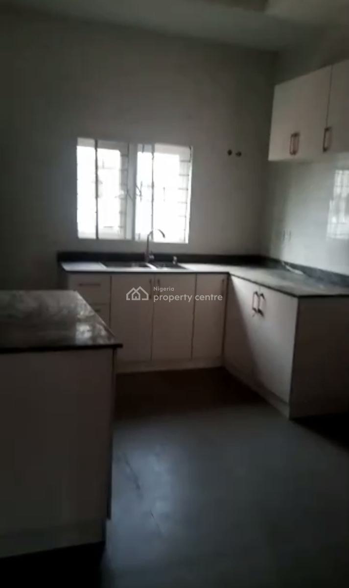Newly Built 3 Bedroom Apartment, Surulere, Lagos, Flat / Apartment for Rent