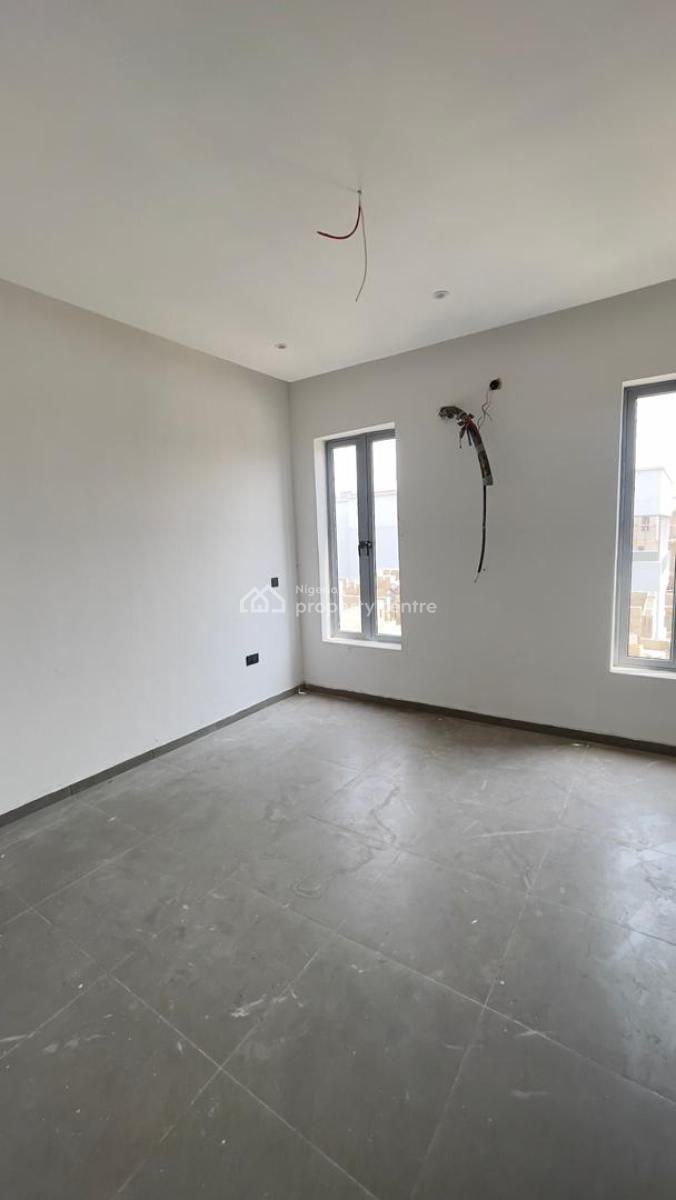 Nice Units of 3 & 4-bedroom Terraces with Bq, Lekki Phase 1, Lekki, Lagos, Terraced Duplex for Sale