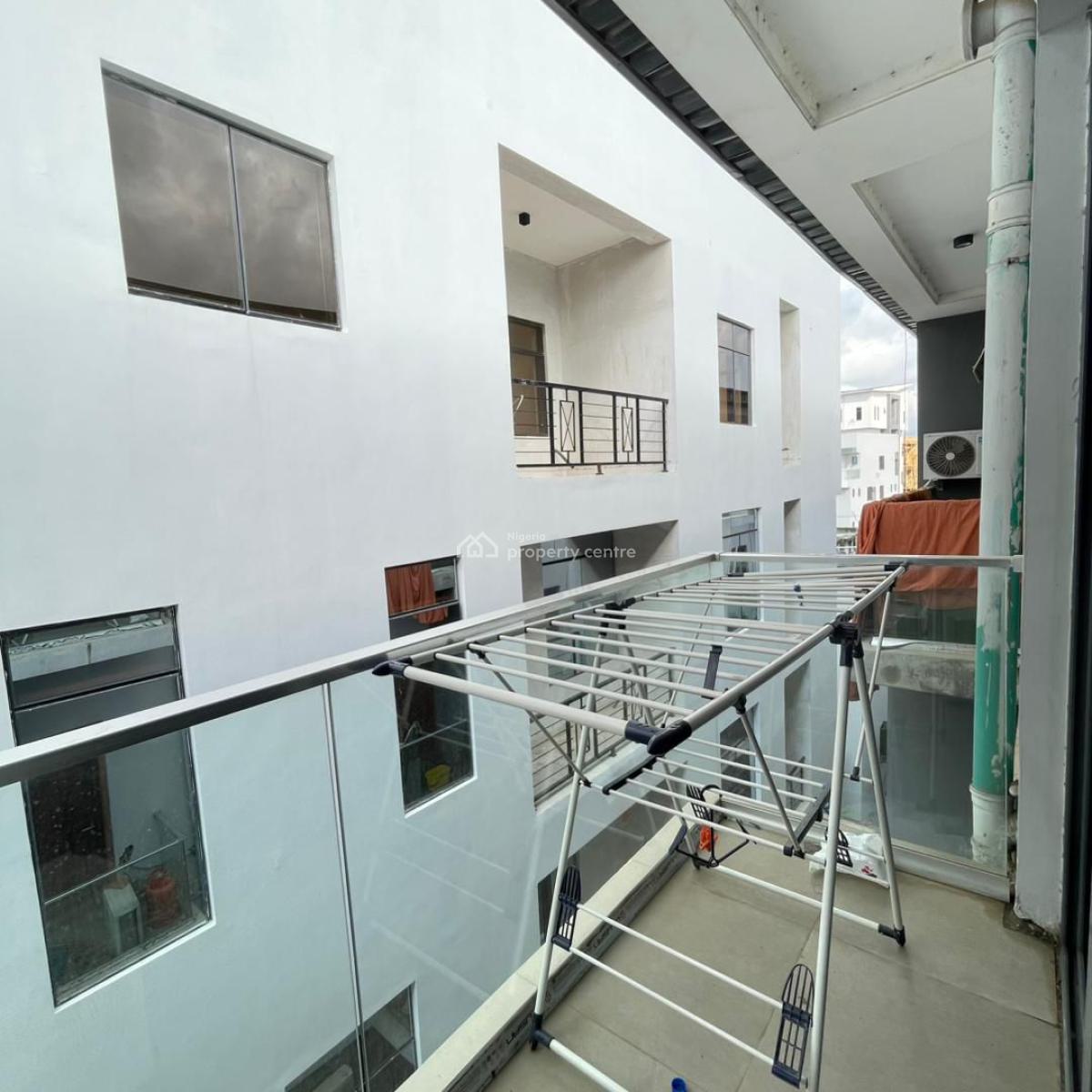 Fully Furnished 2 Bedroom Maisonette Penthouse W/ Pool on 2 Floors, Lekki Phase 1, Lekki, Lagos, Flat / Apartment for Sale