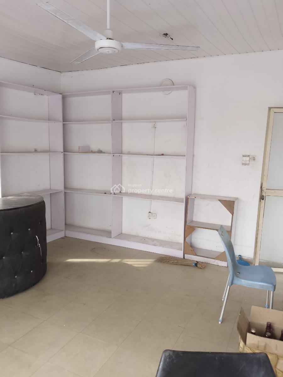Massive Office Space Upstairs, Safeway Hospitals Area, Sangotedo, Ajah, Lagos, Office Space for Rent
