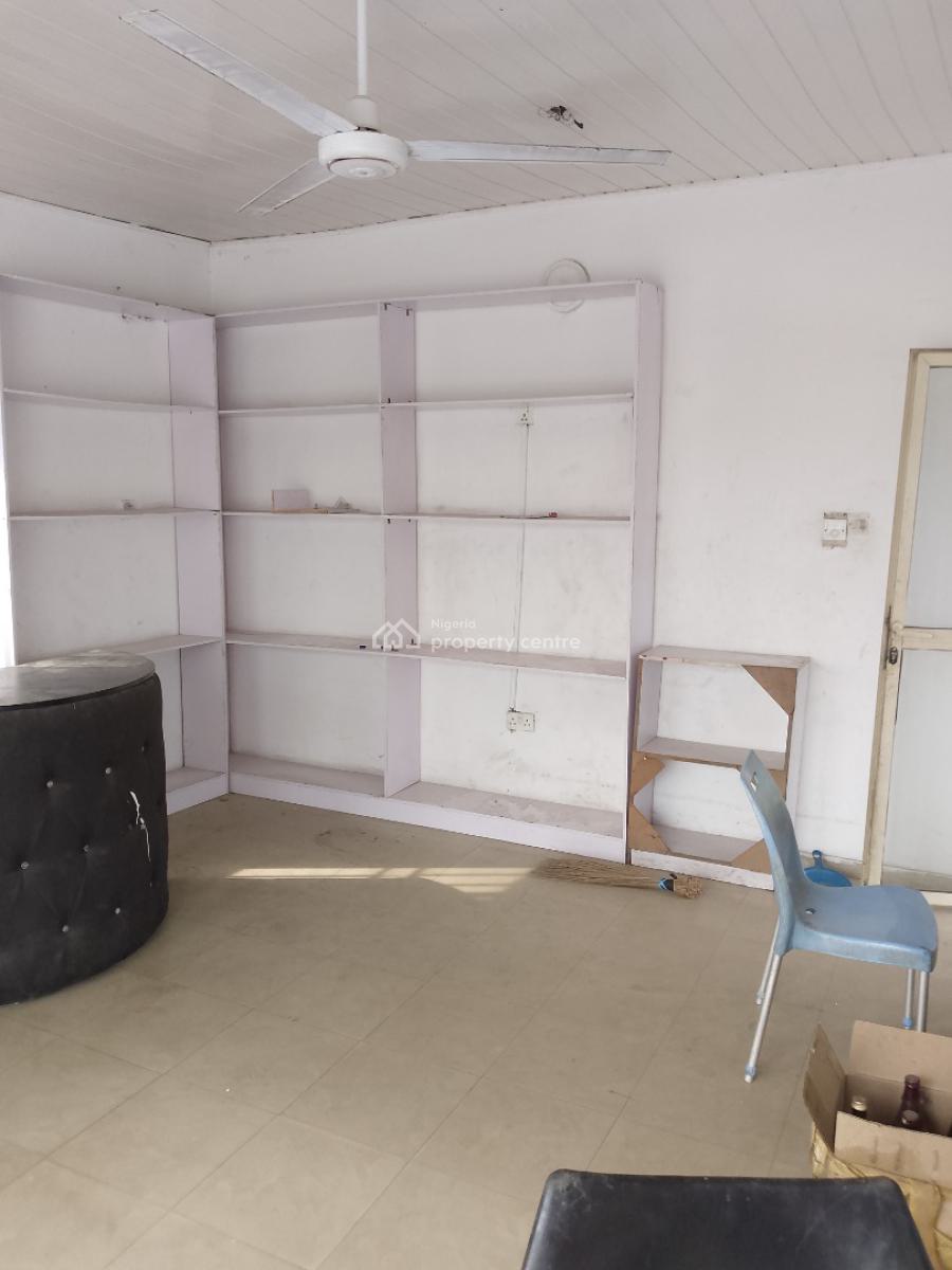 Massive Office Space Upstairs, Safeway Hospitals Area, Sangotedo, Ajah, Lagos, Office Space for Rent
