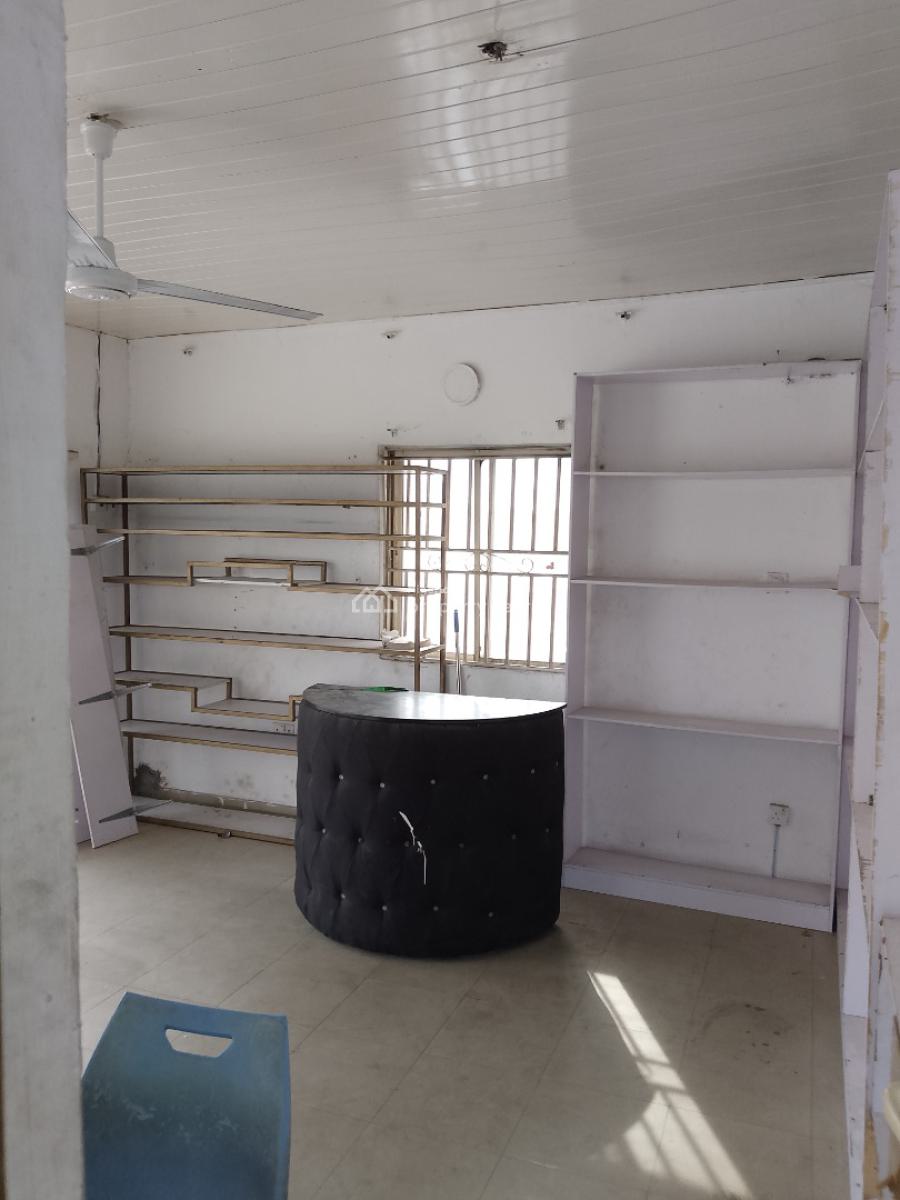 Massive Office Space Upstairs, Safeway Hospitals Area, Sangotedo, Ajah, Lagos, Office Space for Rent