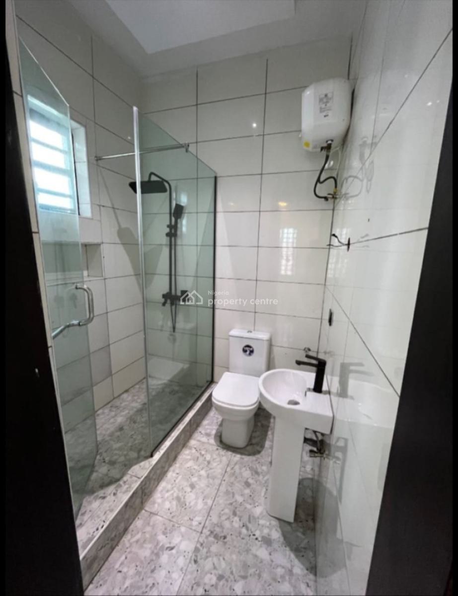 Specious 2 Bedrooms Flat, Ikate, Lekki, Lagos, Flat / Apartment for Rent