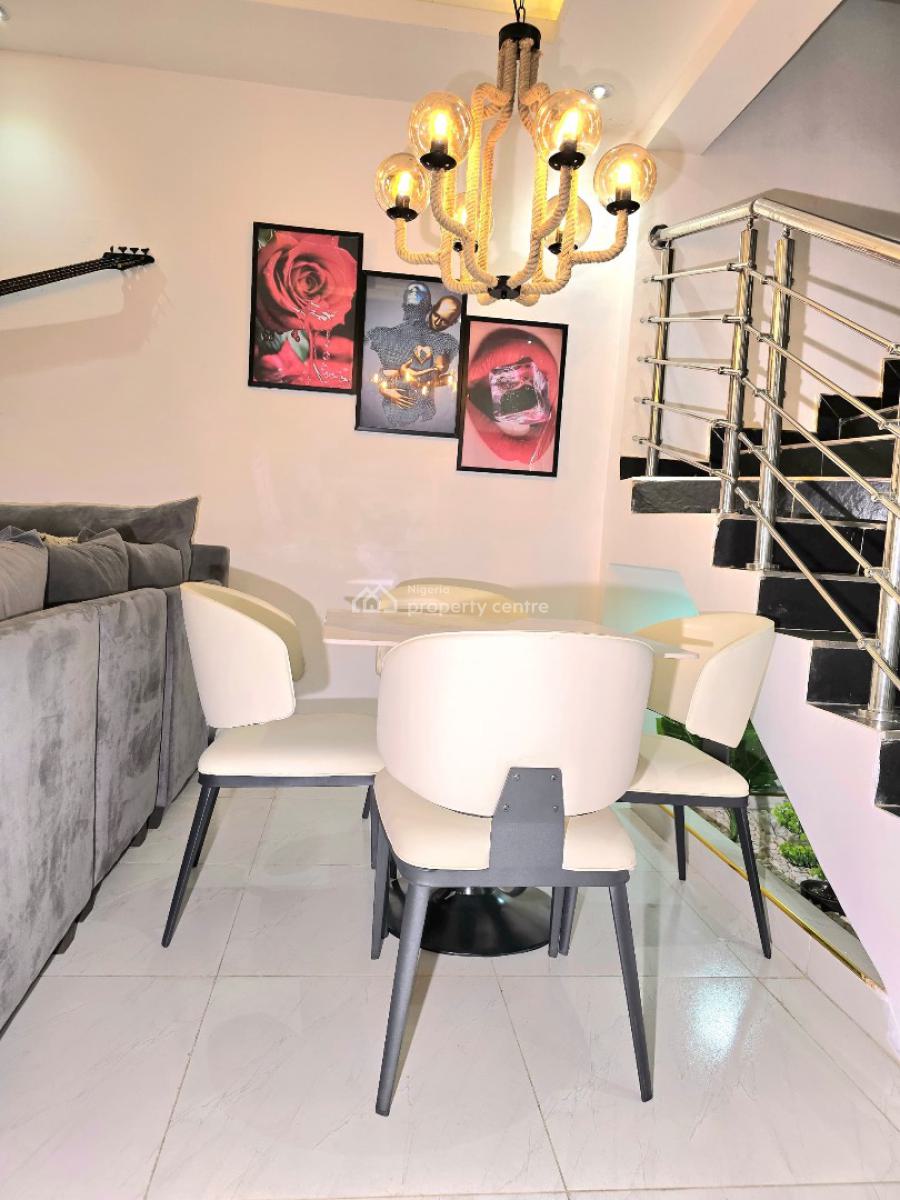 Luxury Ocean View 2 Bedrooms Maisonette with Ps5, Osborne Estate ( Phase 2), Ikoyi, Lagos, Flat / Apartment Short Let