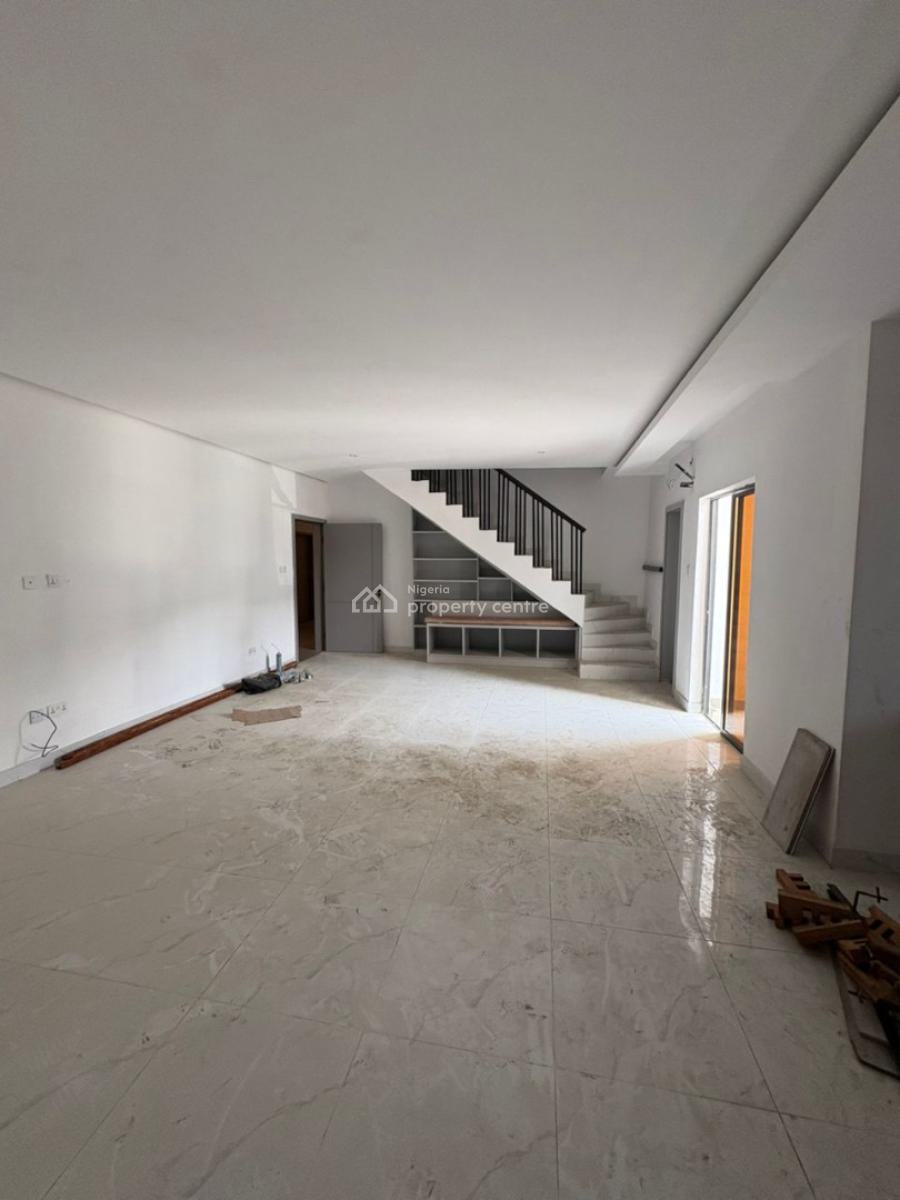 Luxury 2 Bedrooms Maisonette with Fully Fitted Bq, Lekki Phase 1, Lekki, Lagos, Flat / Apartment for Sale