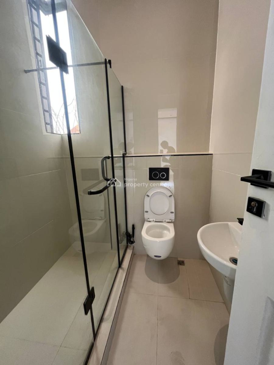 3 Bedroom Apartment, Lekki Phase 1, Lekki, Lagos, Flat / Apartment for Rent